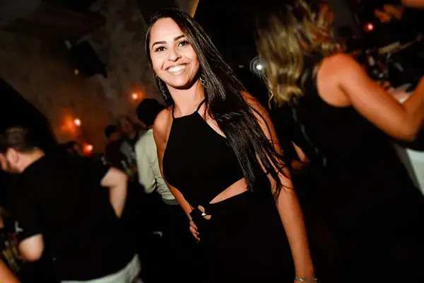 Beneficios exclusivos para mujeres en boliches, after, bares y cervecerías de Capital