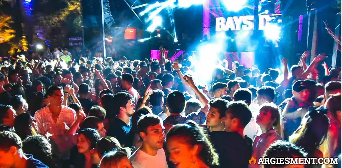 Bayside Palermo, Punta Carrasco, free pass y cena