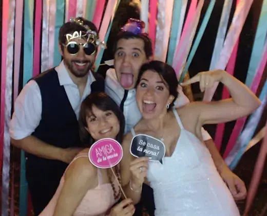 Alquiler de cabina de fotos para cumpleaños, casamientos, eventos corporativos, en CABA, Buenos Aires