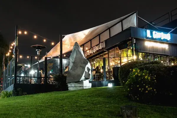 Ir a comer y tomar algo en Romagnoli, Recoleta, La Recova, Ciudad de Buenos Aires