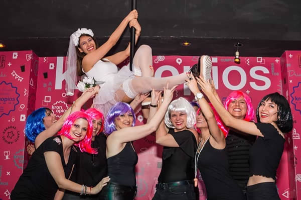 Ir a bailar a Kronopios Bar en Belgrano para hacer despedidas de soltero mixtas,, Buenos Aires
