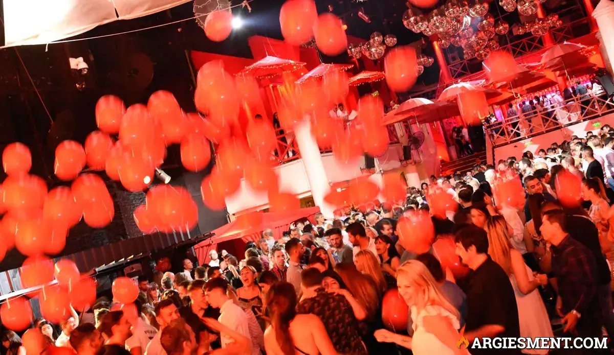 Entradas para la Fiesta Retro Night, CABA