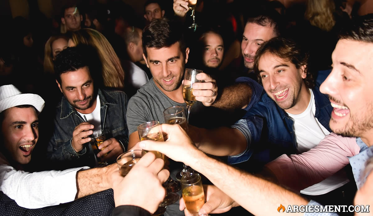 Beneficios y descuentos en Home Lounge
