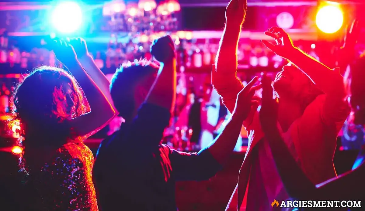 Ir a bailar con free pass al boliche Kenya