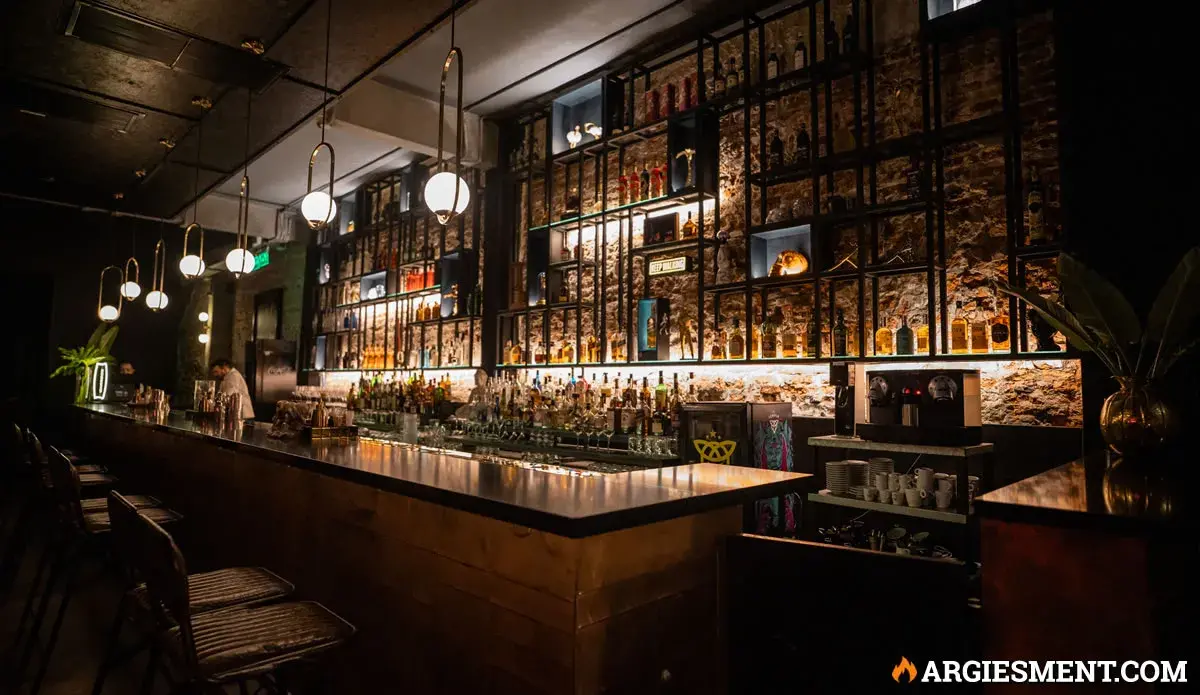 Beneficios y descuentos en Punto Mona Bar