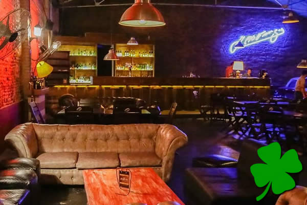 Garage Bar y Cervecería en San Telmo, Buenos Aires, Capital